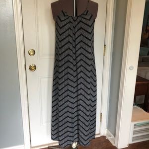 MERONA • BLACK & WHITE STRIPE MAXI DRESS